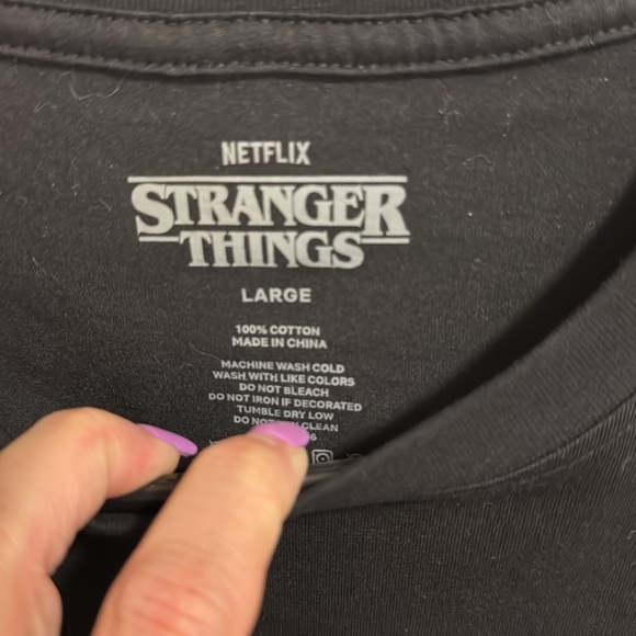 Netflix‎ Stranger Things Chogrin Elegorgon Long Sleeve T Shirt Unisex Size Large - Picture 3 of 8